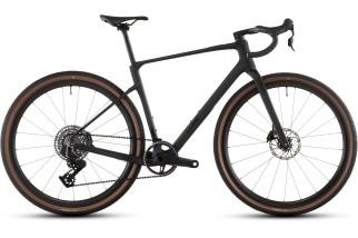 CUBE NUROAD C:62 EXC CARBON´N´CRISSCROSS