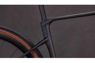 CUBE NUROAD C:62 EXC CARBON´N´CRISSCROSS