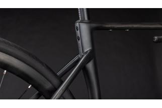 Doctorbike CUBE ATTAIN C:62 RACE BLACKLINE