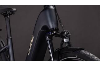 Doctorbike CUBE TOURING HYBRID ONE 600 COAL´N´CHROME EASY ENTRY