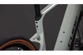 CUBE NUROAD HYBRID C:62 RACE 400X REEDBEIGE´N´BLACK