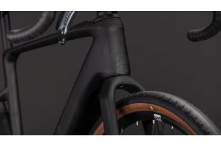 CUBE NUROAD HYBRID C:62 EXC 400X BLACKLINE