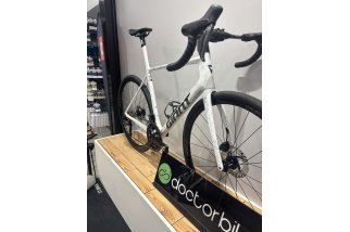 Doctorbike BICI GIANT TCR GRUPPO SH ULTEGRA 12VDI2 USATO M/L