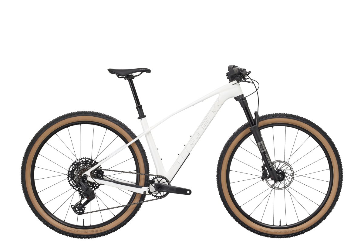 TREK PROCALIBER 9.6 GEN 3 - CRYSTAL WHITE TREK PROCALIBER 9.6 GEN 3 - CRYSTAL WHITE