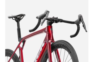 TREK MADONE SL 6 AXS GEN 8 - GLOSS FURY RED/MATTE DEEP SMOKE - 5