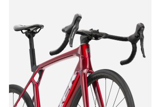 TREK MADONE SL 5 GEN 8 - GLOSS FURY RED/MATTE DEEP SMOKE - 5