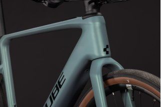Doctorbike CUBE NULANE HYBRID C:62 RACE 400X SEAGREY´N´BLACK