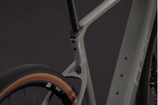 Doctorbike CUBE NUROAD HYBRID C:62 RACE 400X OLDGREY´N´GREY
