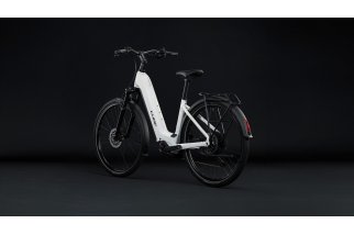 Doctorbike CUBE TOURING HYBRID ONE 600 METALLICWHITE´N´CHROME - EASY ENTRY