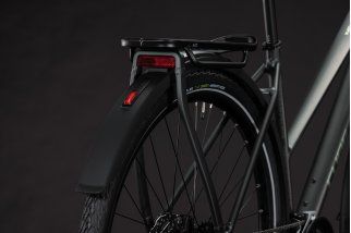 Doctorbike CUBE KATHMANDU ONE BLACKFOREST´N´CHROME - TRAPEZE