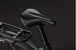 Doctorbike CUBE KATHMANDU ONE BLACKFOREST´N´CHROME - TRAPEZE