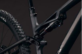 Doctorbike CUBE STEREO HPC RACE CARBON´N´BLACK