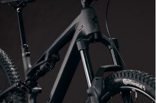 Doctorbike CUBE STEREO HPC RACE CARBON´N´BLACK